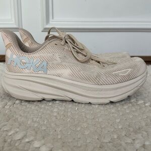 Women’s Hoka Clifton 9